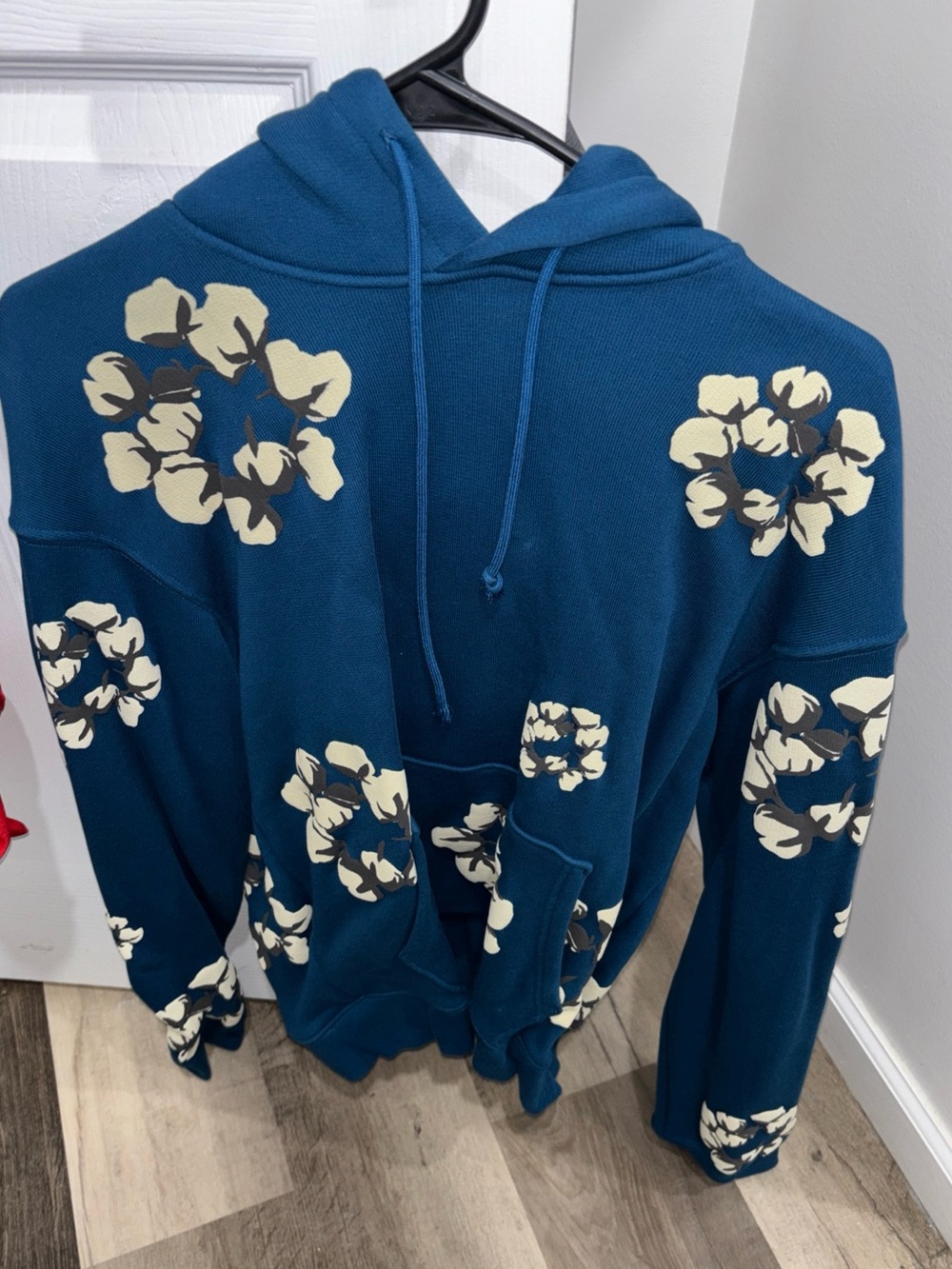 Catus Tears Navy Hoodie Men size Large